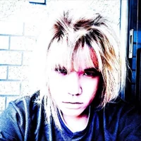 HugeTitsClub's Avatar Photo