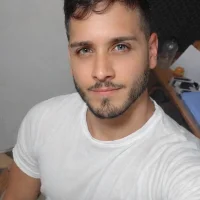 Eze_XL's Profile Pic