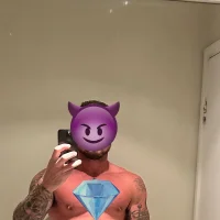 Slaveneedsownersyd's Avatar Photo