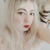 xKoreanGirl's Profile Pic