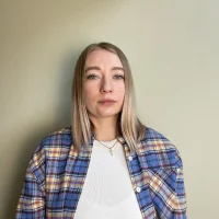 NinaBernside's Profile Pic