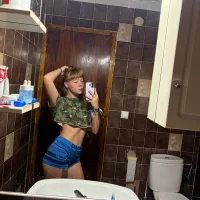 _luvpriisci webcam