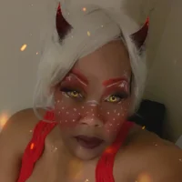Deeheartxxx's Profile Pic