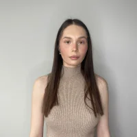 AnnLeex's Profile Pic