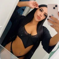 mirelladias_'s Profile Pic