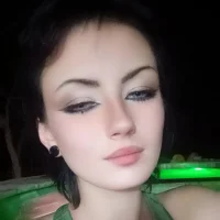 livingdeadgoddess_69's Profile Pic