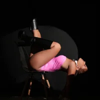 Slika avatara modela Harley_J_