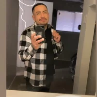 cumshotmike210's Profile Pic