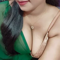 Hotty_navya_
