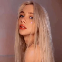 KittenFang 的个人资料图片