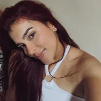 Victoria_Royale's Profile Pic