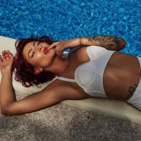 BlondeViolin's Profile Pic