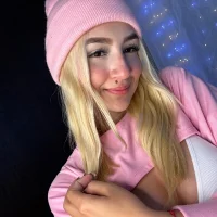 sweetdestiny_'s Profile Pic