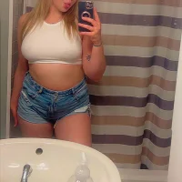 hungrykityyyy's Profile Pic