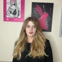 TheaDobson's Profile Pic