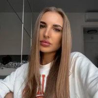 รูปโปรไฟล์ของ Ariana_Willson