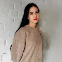 RosannaCardena's Profile Pic