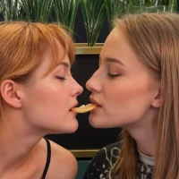 EasterHatter의 프로필 사진