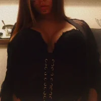 secretgirlll Adlı Modelin Avatarı