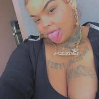 Foto do perfil de lightskinfatpussy69