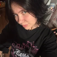 TienBobe's Profile Pic