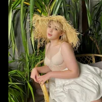 white__misa фото профиля