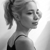 LersomeReid Φωτ, Προφίλ