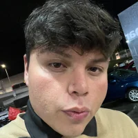 deste4's Profile Pic