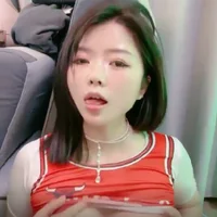 SILVIAEKA - Profil Fotoğrafı