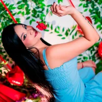 MarianaMontezz's Avatar Pic