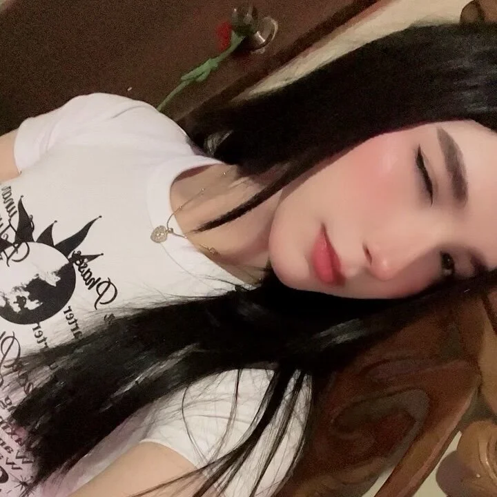 khaleesi2513 profile photo