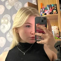 NicolleArrowsmith's Avatar Pic