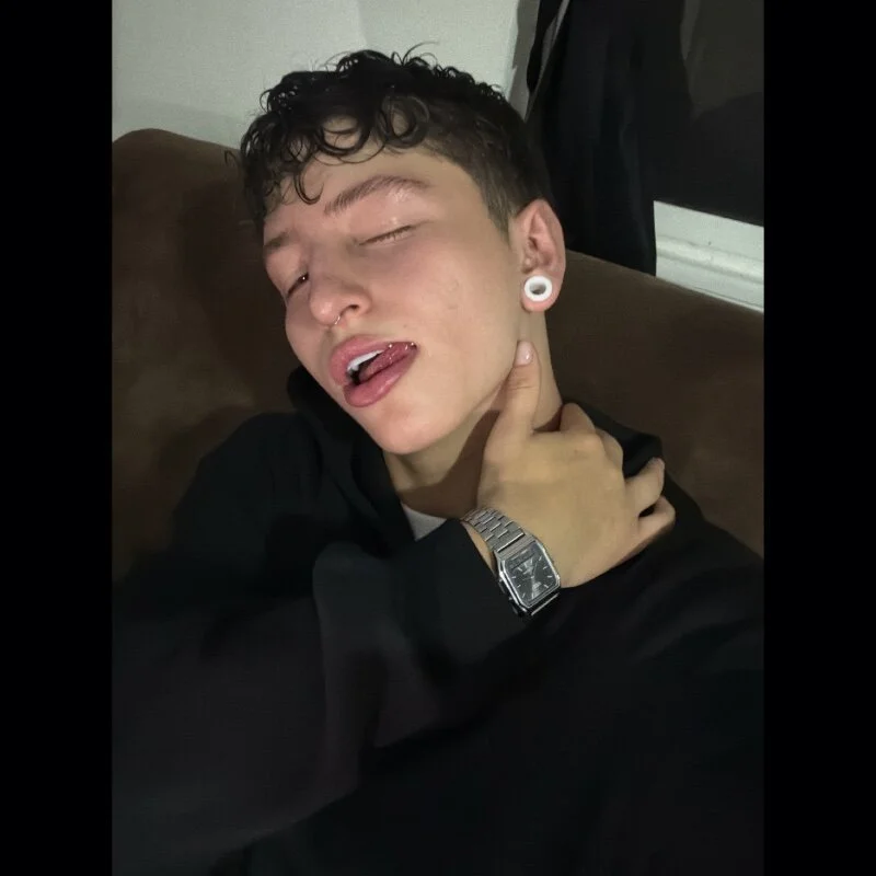 ARON_LUXX Stripchat profile image
