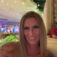 ne1469blondie's Avatar Photo