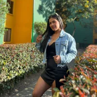 Violetta_sky_a's Profile Pic
