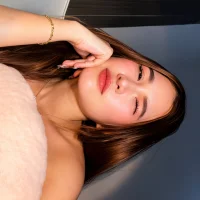 elonarae Adlı Modelin Avatarı