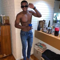 Manun13's Profile Pic