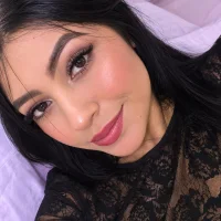 CintyaLeiner's Avatar Pic