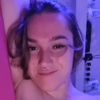 Gwendolyn04's Profile Pic