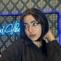 รูปโปรไฟล์ของ Janine_Loy