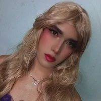 Slika avatara modela Luuxxanna
