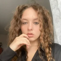 AngieAbrams's Profile Pic