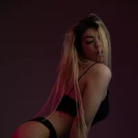 mia69eva's Profile Pic