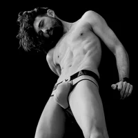 Nakedorian 头像图片