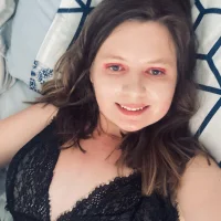 صورة الملف الشخصي لـ irishplaybunny98