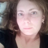 LisaCristals's Profile Pic