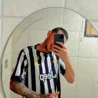 Ritchele02's Profile Pic