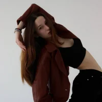 AylaRuer's Avatar Pic