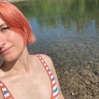 Gambar Profil MissLayla01