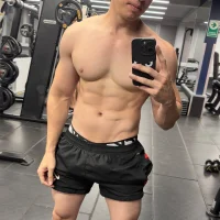 cris2428 Adlı Modelin Avatarı